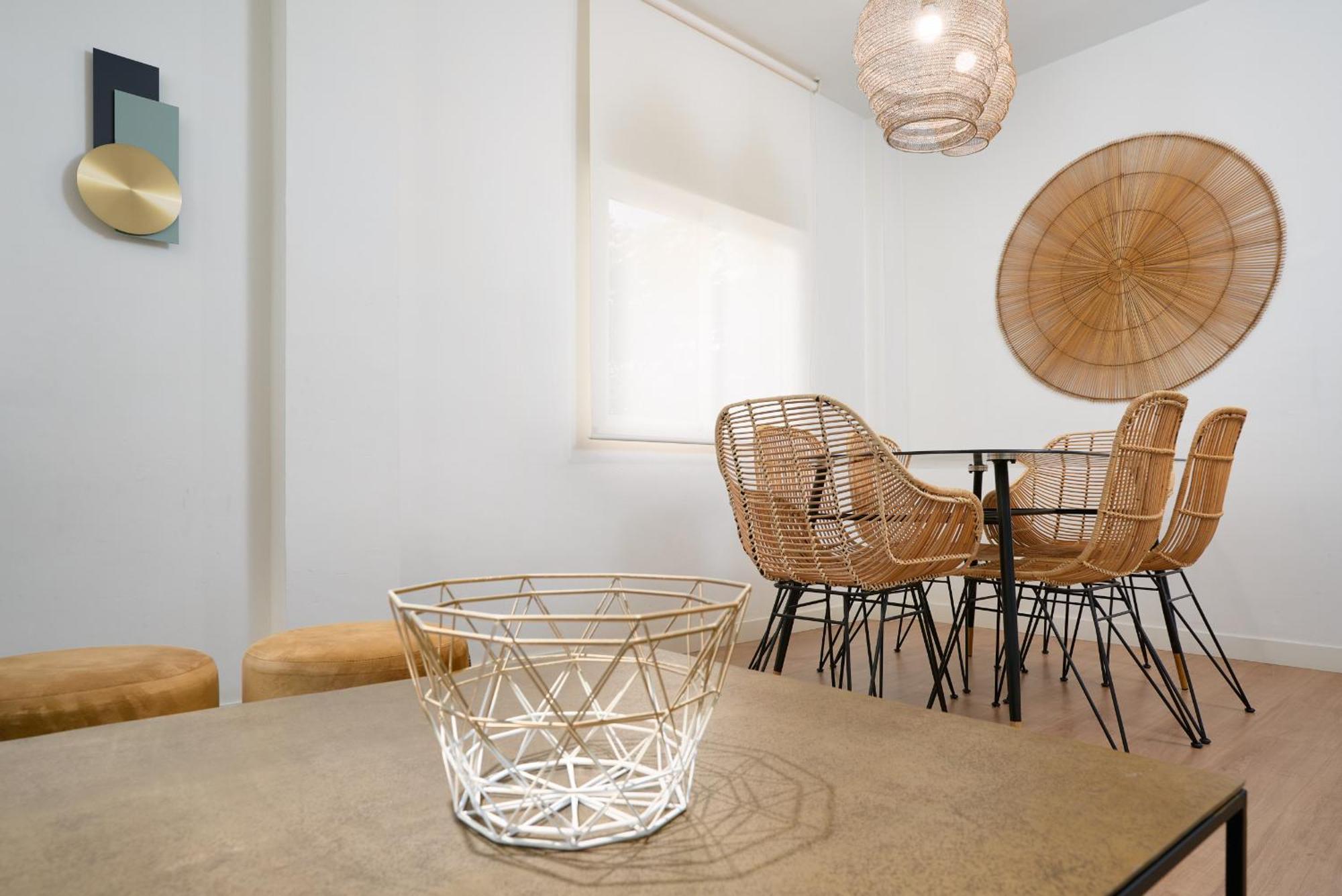 Sunn Amador De Los Rios, By Homing U Seville Exterior photo
