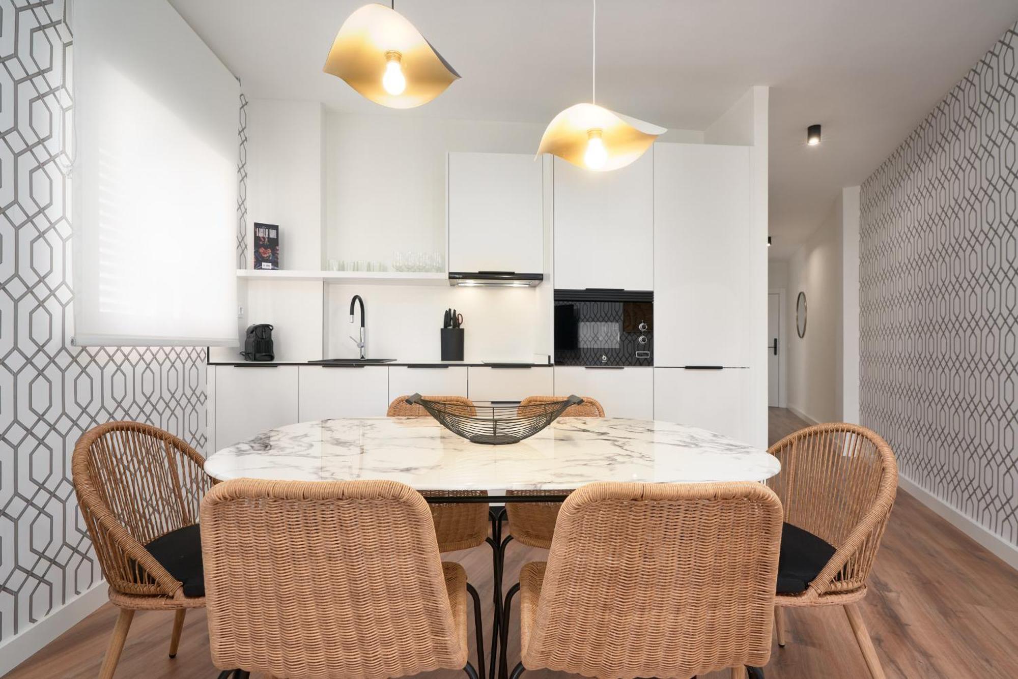 Sunn Amador De Los Rios, By Homing U Seville Exterior photo